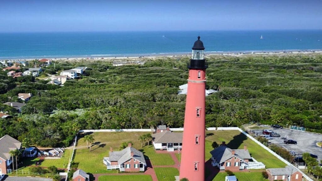 Ponce de Leon Inlet Lighthouse in Florida