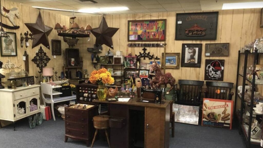 12 Mind Blowing Antique Stores in Georgia [Update 2023]