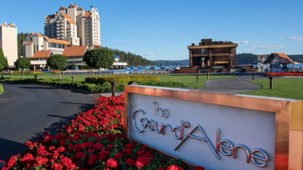 The Coeur d'Alene Resort is one of the most Wonderful Golf Resorts in Idaho