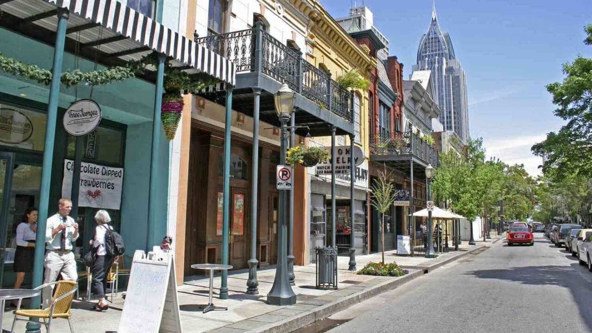 Top 15 Fattest Cities in America [Report 2023]