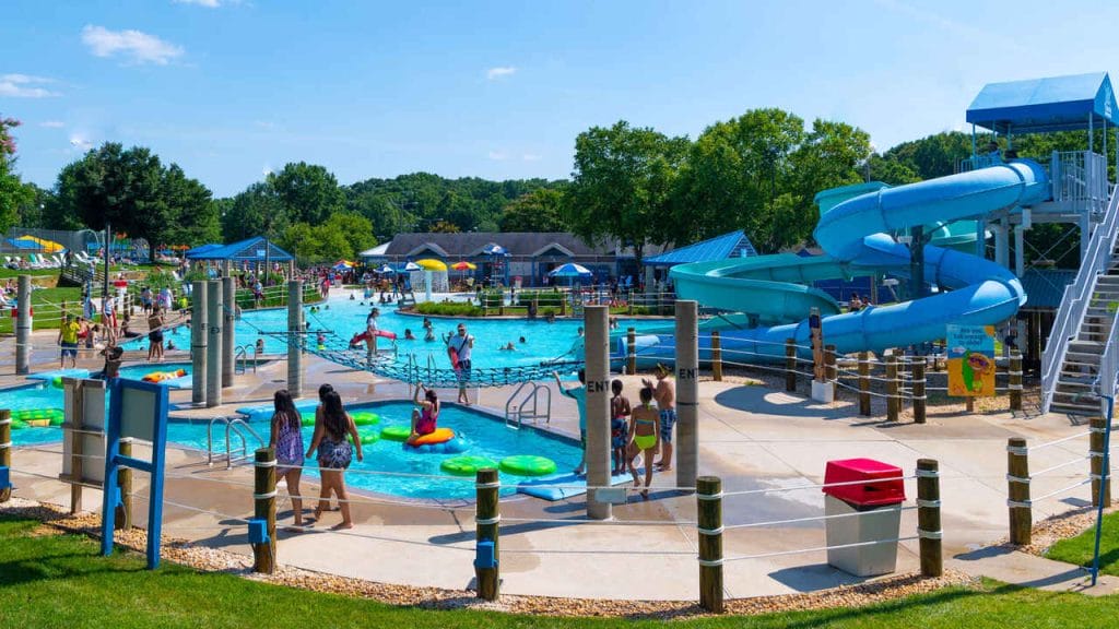 The Water Works is one of the best water parks in Illinois